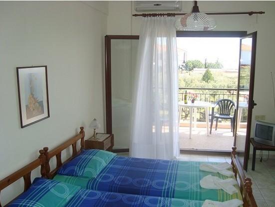 Yianna Studios&Apartments Gerakini Habitación foto